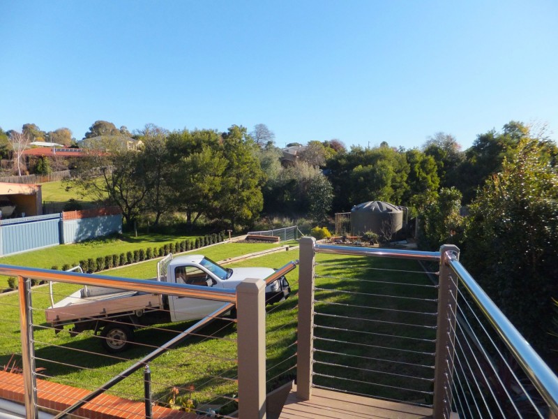 16 Ballantine Street, Bairnsdale VIC 3875