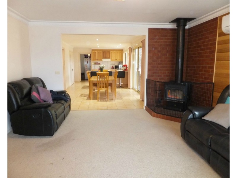 16 Alvin Court, Bairnsdale VIC 3875