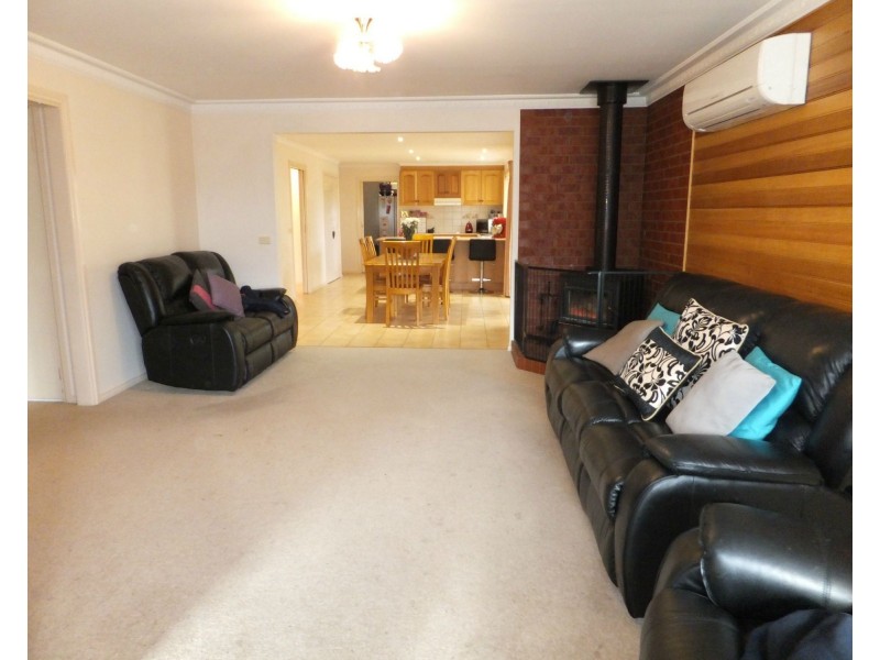 16 Alvin Court, Bairnsdale VIC 3875