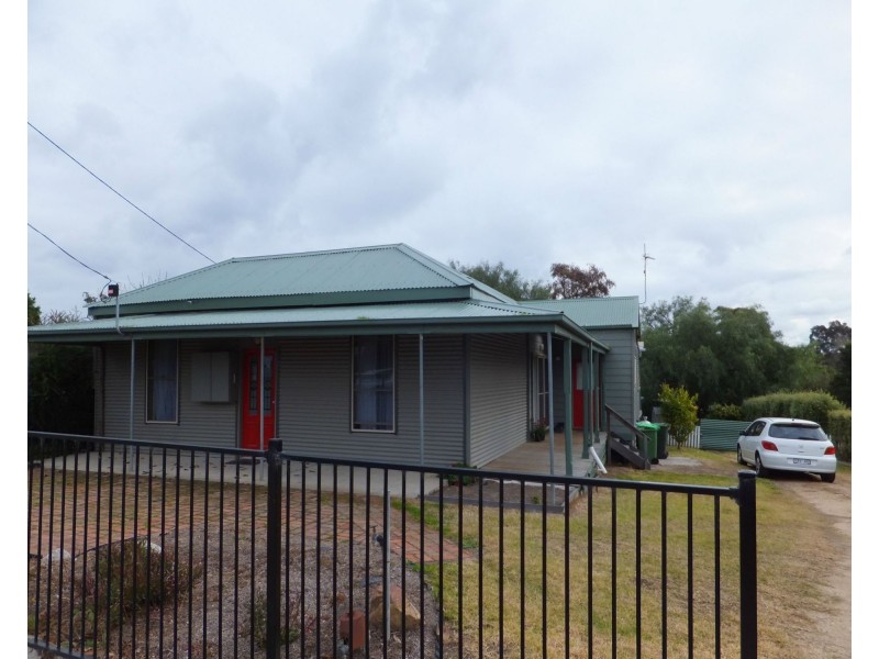 35 Princes Highway, Bairnsdale VIC 3875