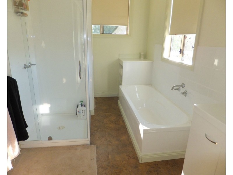 35 Princes Highway, Bairnsdale VIC 3875