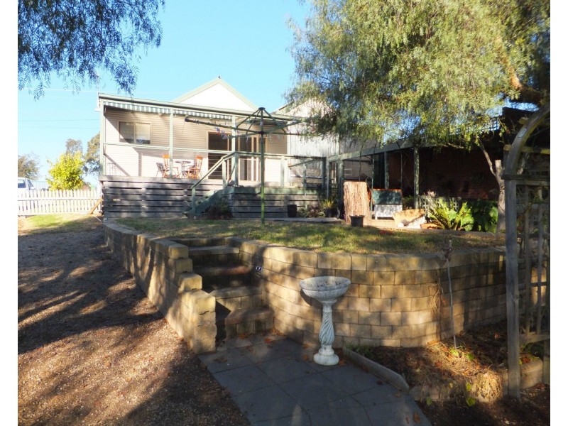 35 Princes Highway, Bairnsdale VIC 3875