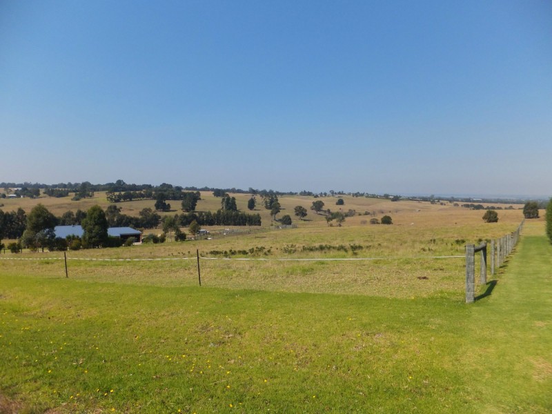 10 Ronwin Court, Bairnsdale VIC 3875