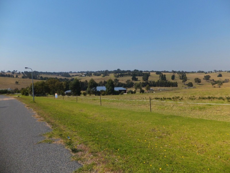 10 Ronwin Court, Bairnsdale VIC 3875