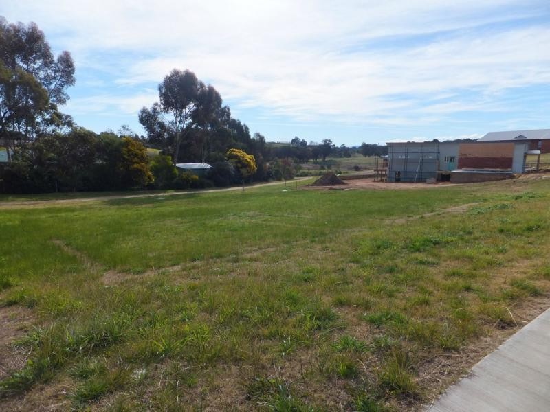 1 Lorimer Drive, Bairnsdale VIC 3875