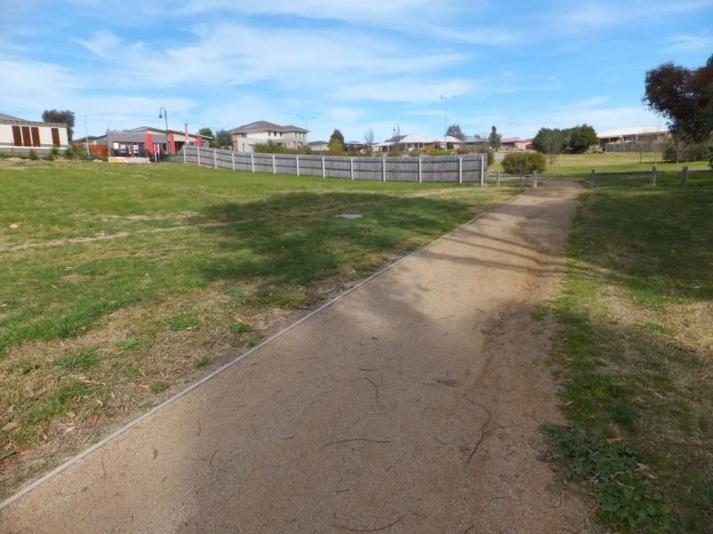 1 Lorimer Drive, Bairnsdale VIC 3875