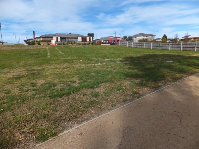 1 Lorimer Drive, Bairnsdale VIC 3875