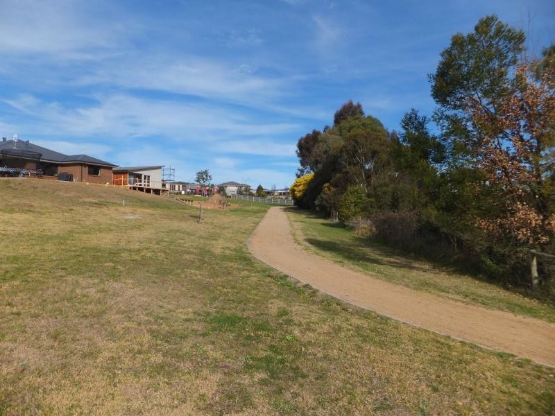 1 Lorimer Drive, Bairnsdale VIC 3875