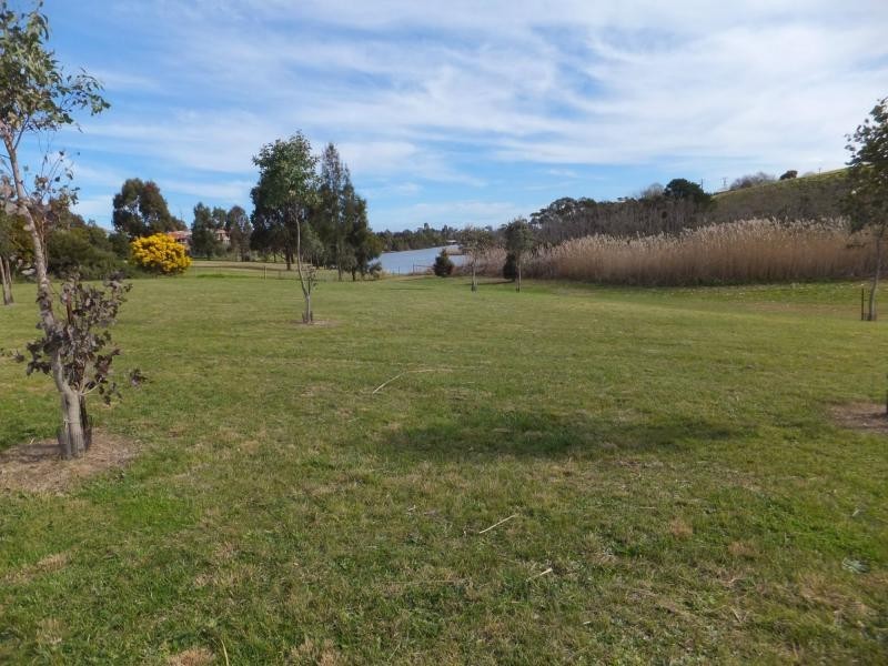 1 Lorimer Drive, Bairnsdale VIC 3875