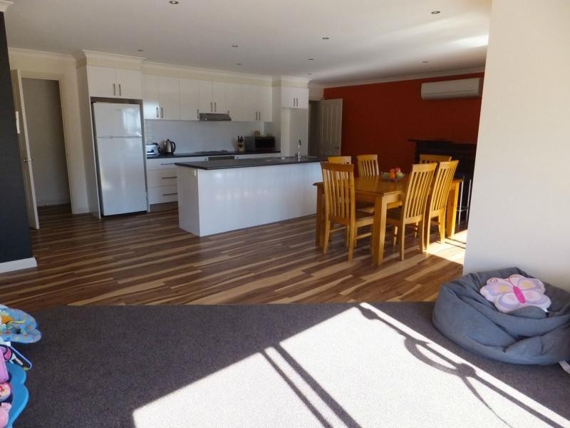 10 Ives Road, Lindenow South VIC 3875