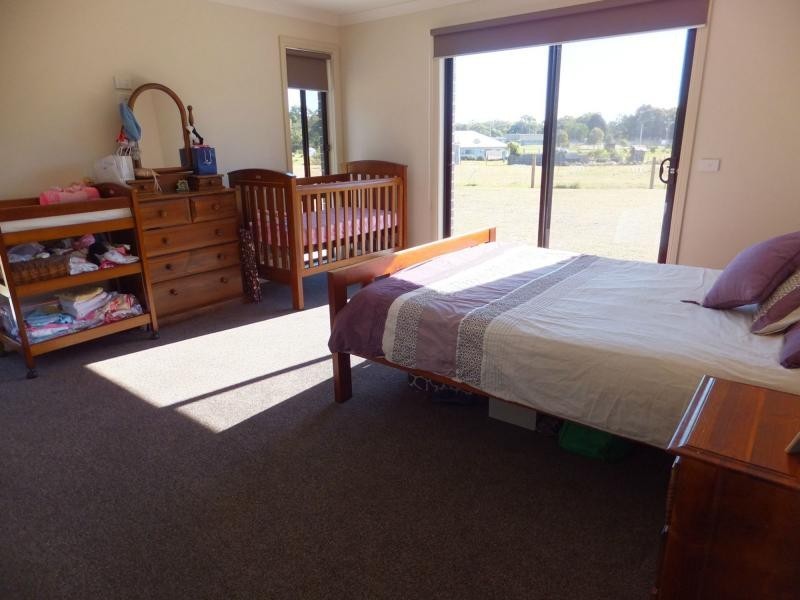 10 Ives Road, Lindenow South VIC 3875