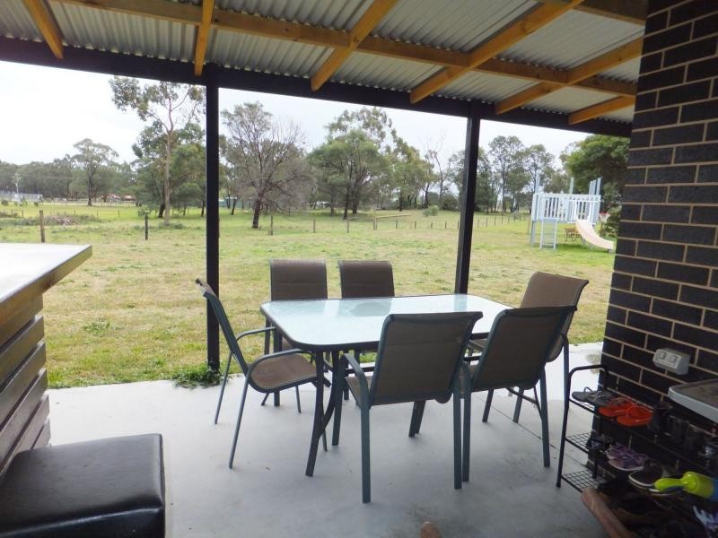 10 Ives Road, Lindenow South VIC 3875