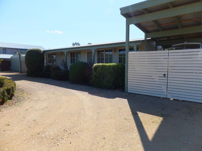 6 Magpie Avenue, Metung VIC 3904