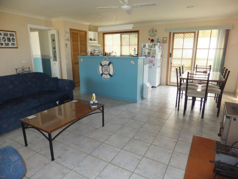 6 Magpie Avenue, Metung VIC 3904