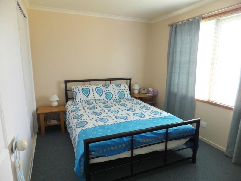 6 Magpie Avenue, Metung VIC 3904