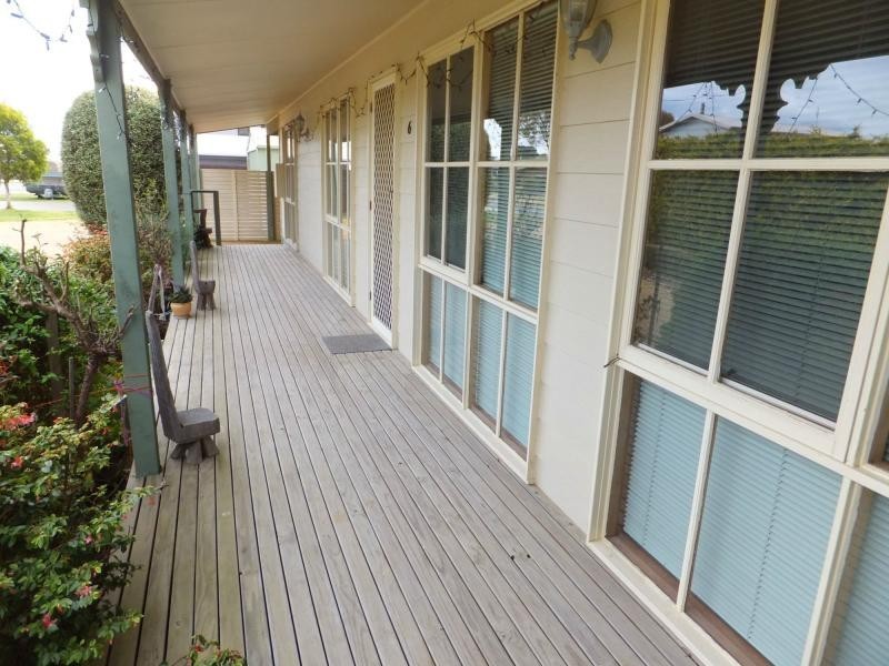 6 Magpie Avenue, Metung VIC 3904