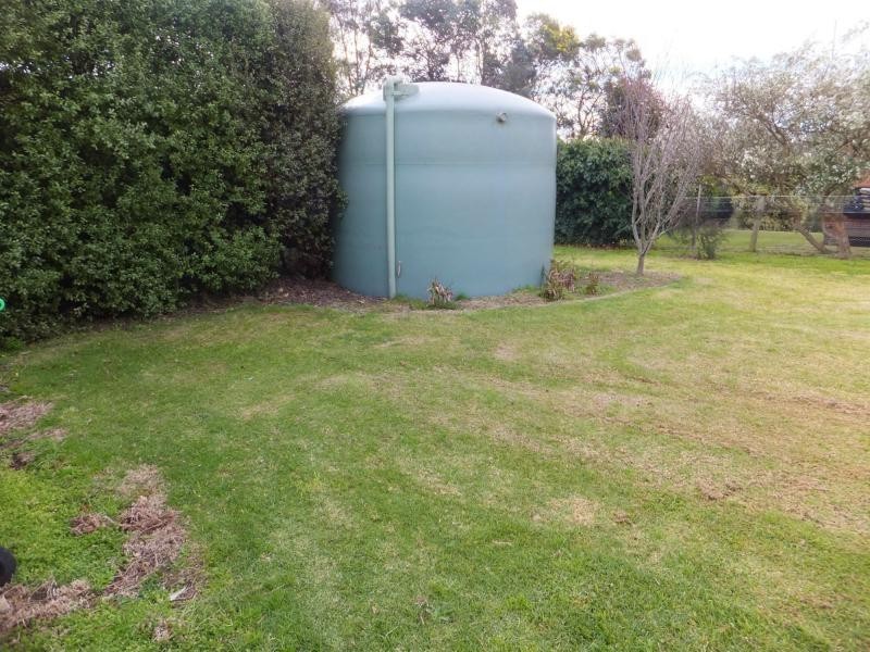 6 Magpie Avenue, Metung VIC 3904