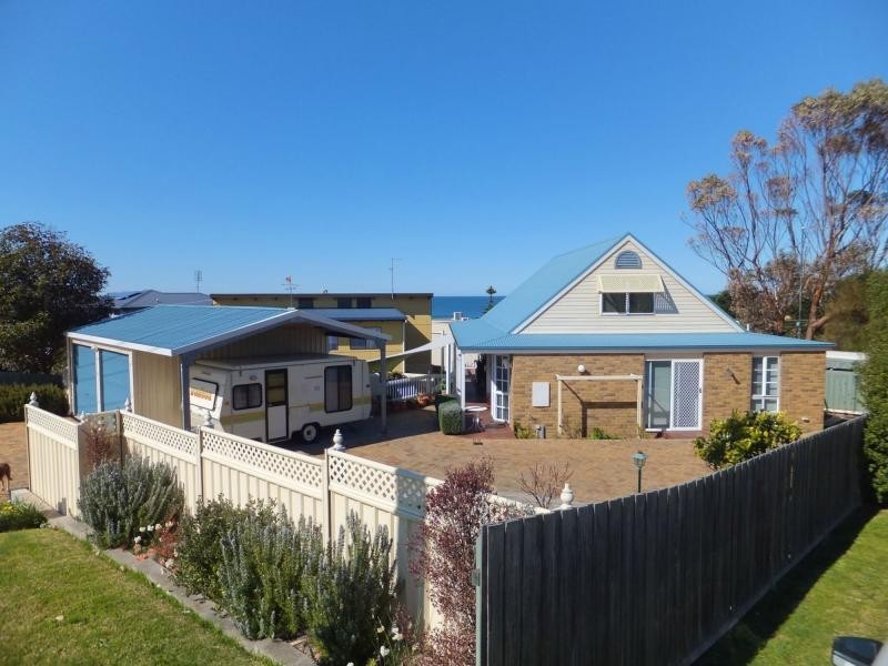 14 Skidale Close, Lake Tyers Beach VIC 3909