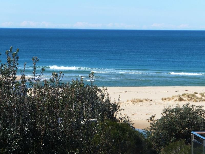 14 Skidale Close, Lake Tyers Beach VIC 3909