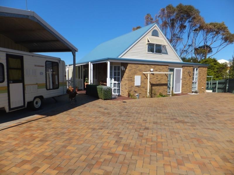 14 Skidale Close, Lake Tyers Beach VIC 3909