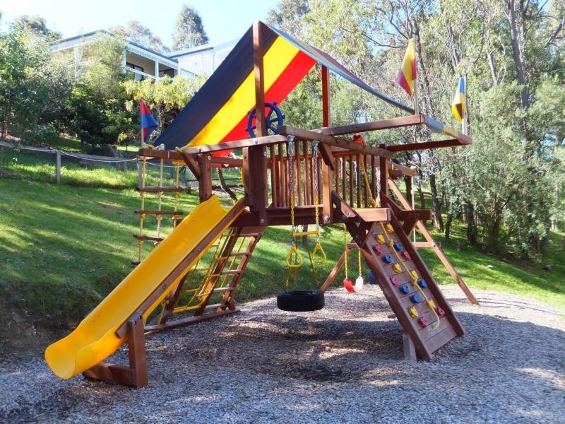 12/2-18 Nicholas Avenue, Metung VIC 3904