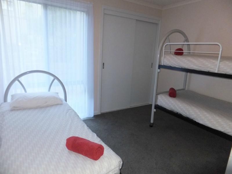 12/2-18 Nicholas Avenue, Metung VIC 3904