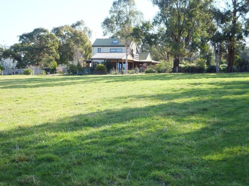 752 Duncan Road, Tambo Upper VIC 3885