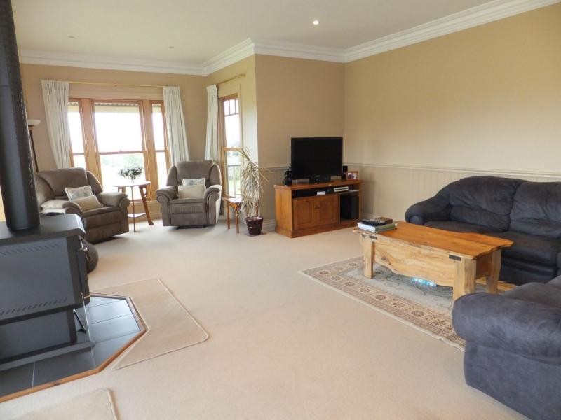 70 Great Alpine Road, Bruthen VIC 3885