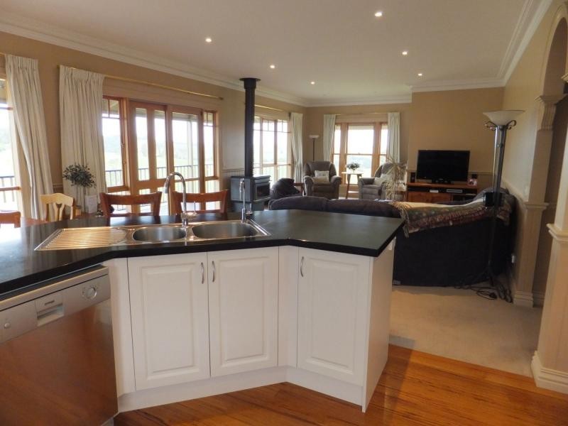 70 Great Alpine Road, Bruthen VIC 3885