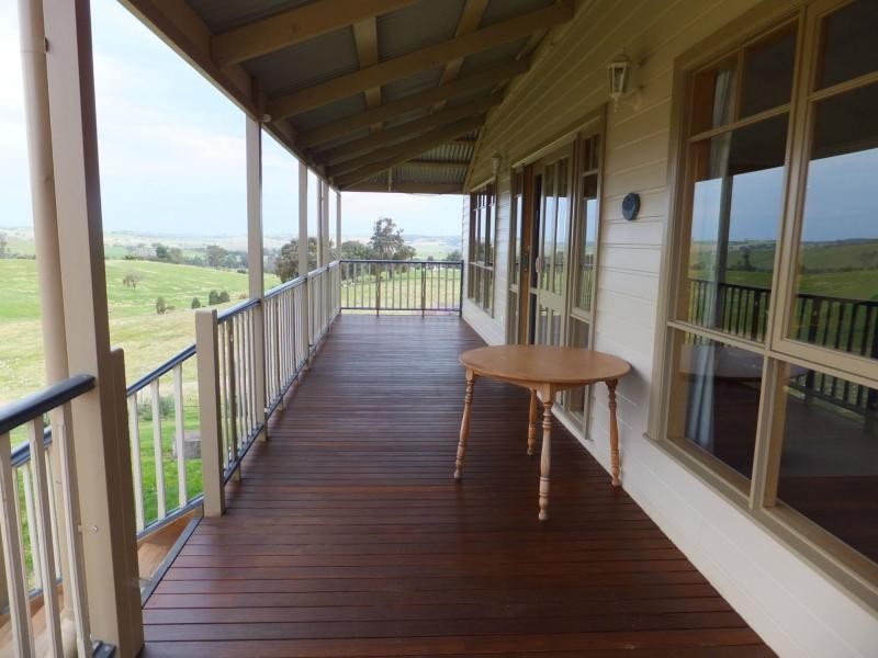 70 Great Alpine Road, Bruthen VIC 3885