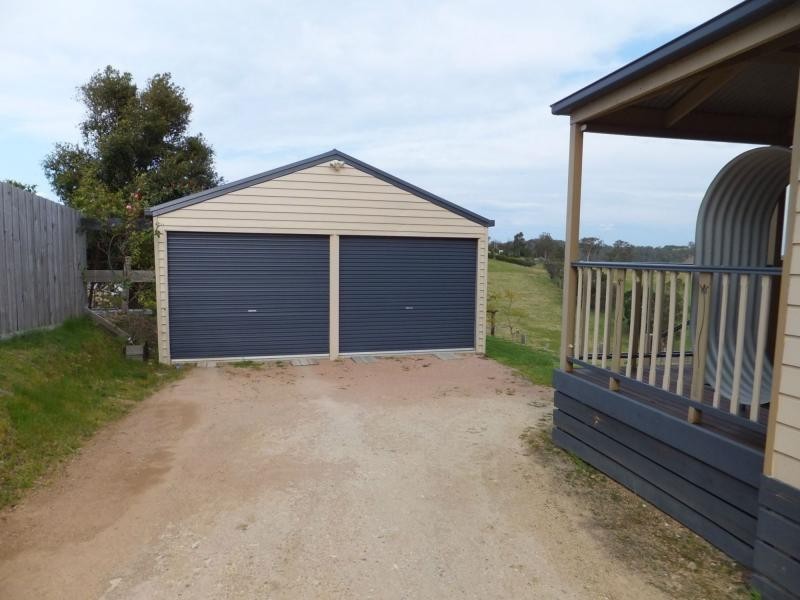 70 Great Alpine Road, Bruthen VIC 3885
