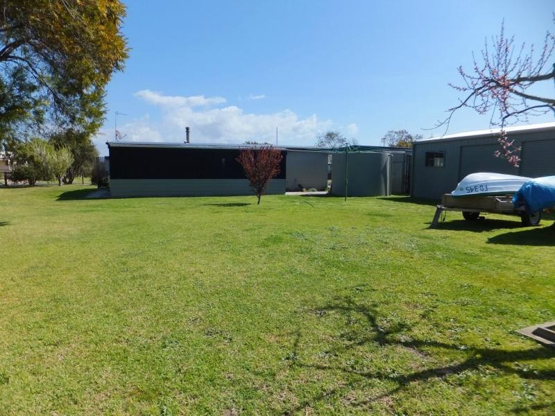 3 Lake Tide Avenue, Newlands Arm VIC 3875