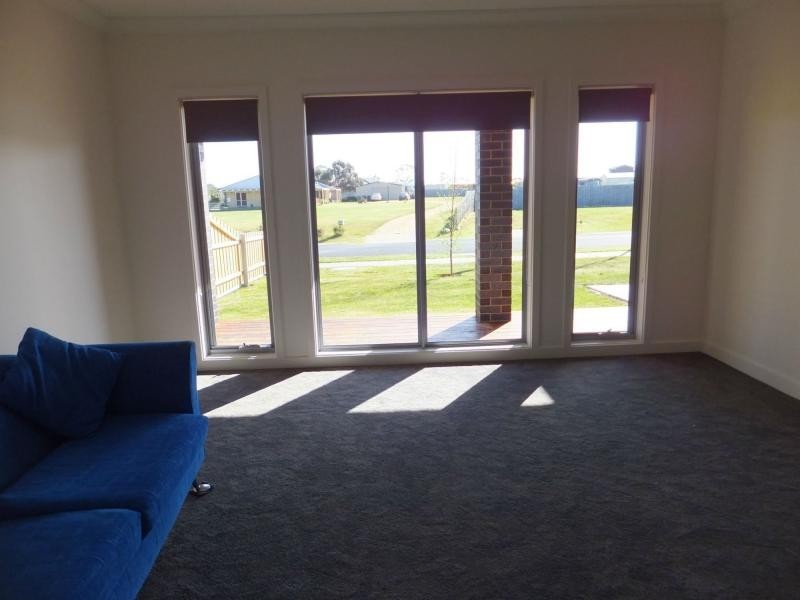 30 May Park Drive, Paynesville VIC 3880