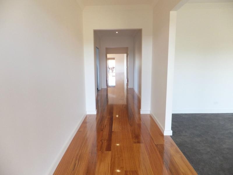 30 May Park Drive, Paynesville VIC 3880