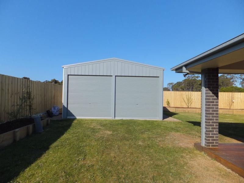 30 May Park Drive, Paynesville VIC 3880