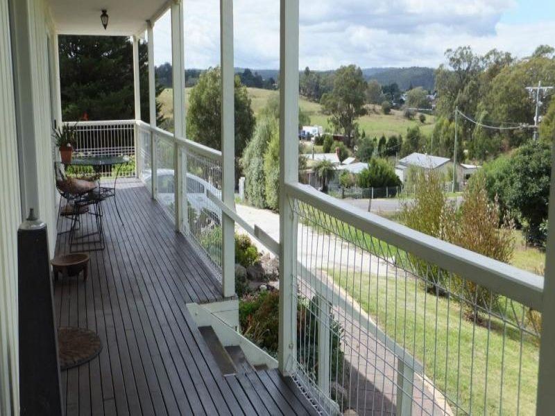 9 Donelly Street, Bruthen VIC 3885