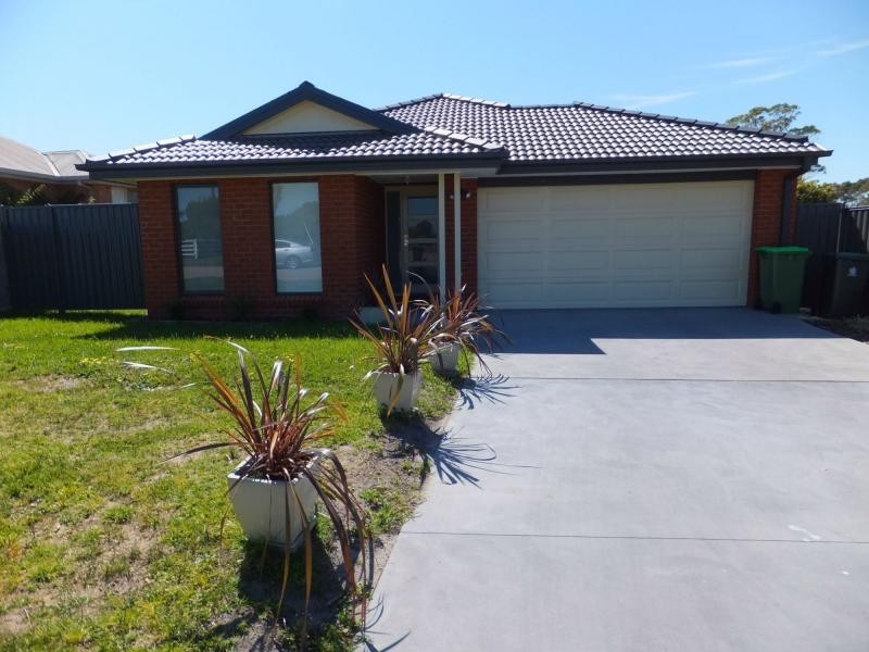 26B Woodward Street, Wy Yung VIC 3875