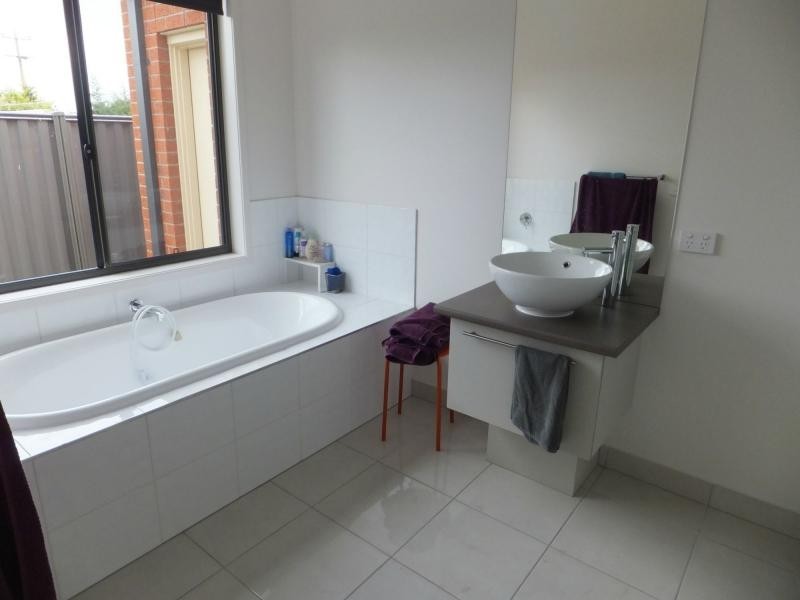 26B Woodward Street, Wy Yung VIC 3875