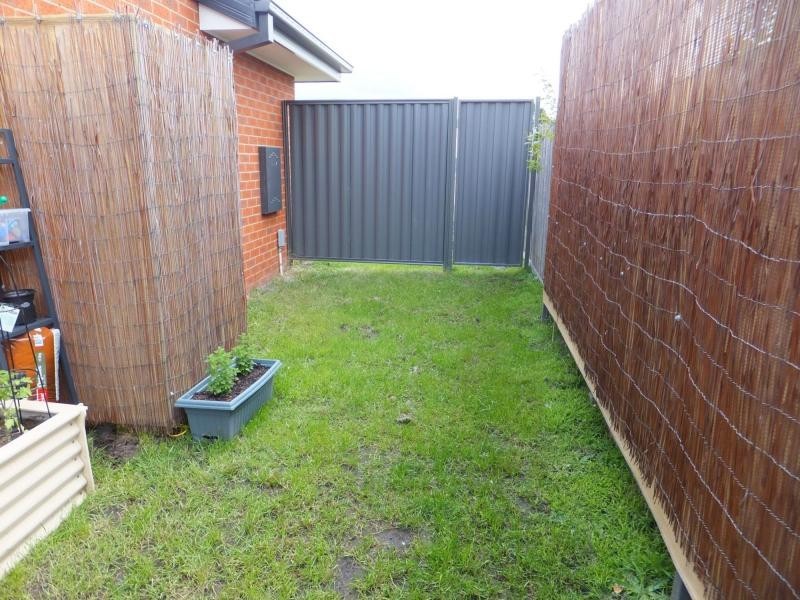 26B Woodward Street, Wy Yung VIC 3875