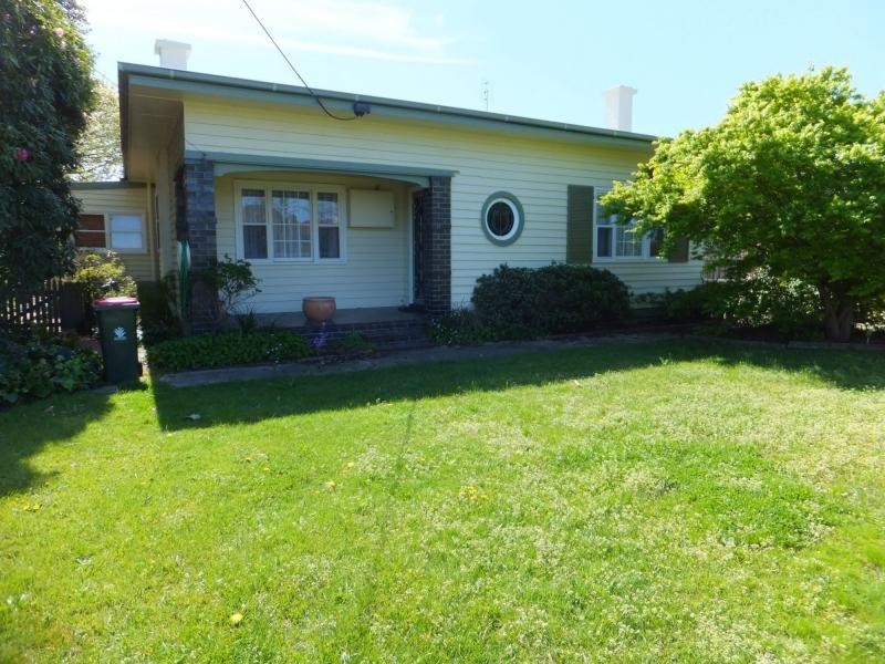 26 Pearson Street, Bairnsdale VIC 3875