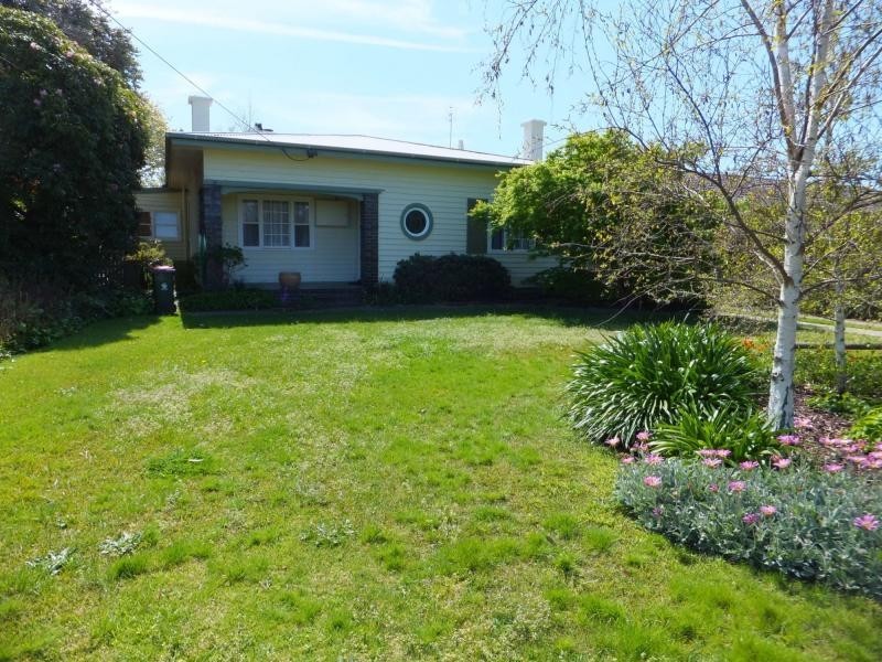 26 Pearson Street, Bairnsdale VIC 3875