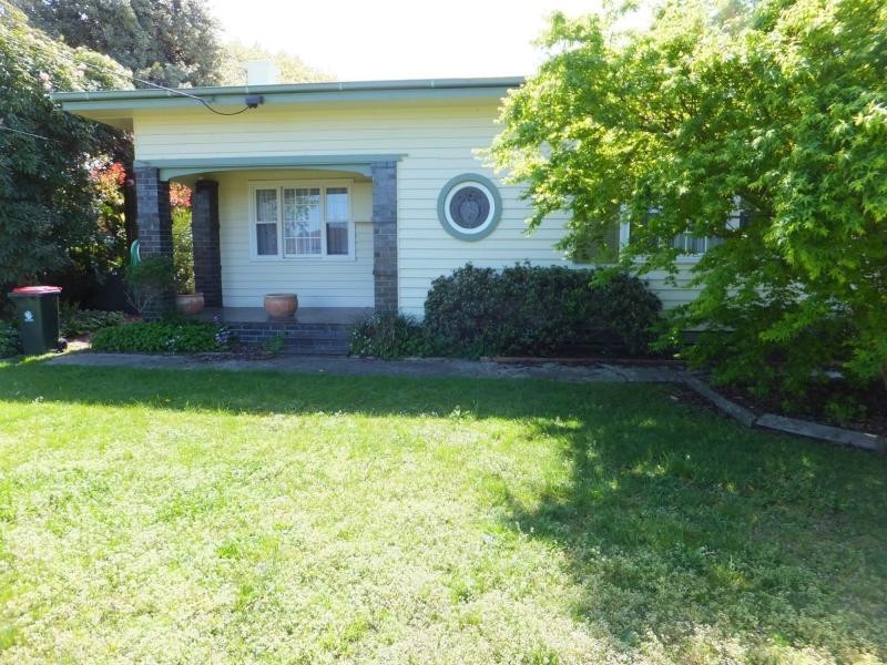 26 Pearson Street, Bairnsdale VIC 3875
