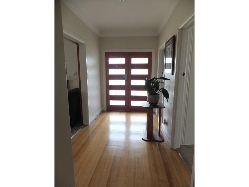 28 Day Street, Bairnsdale VIC 3875