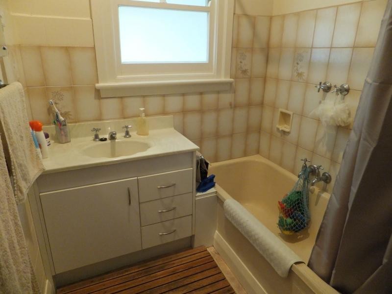 28 Day Street, Bairnsdale VIC 3875