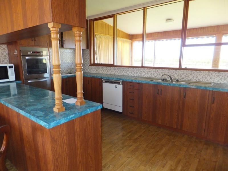 185 Gravelly Point Road, Raymond Island VIC 3880