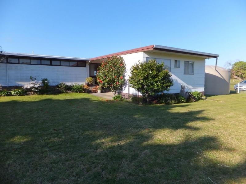 185 Gravelly Point Road, Raymond Island VIC 3880