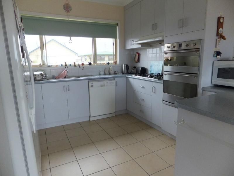 5 Skidale Close, Lake Tyers Beach VIC 3909