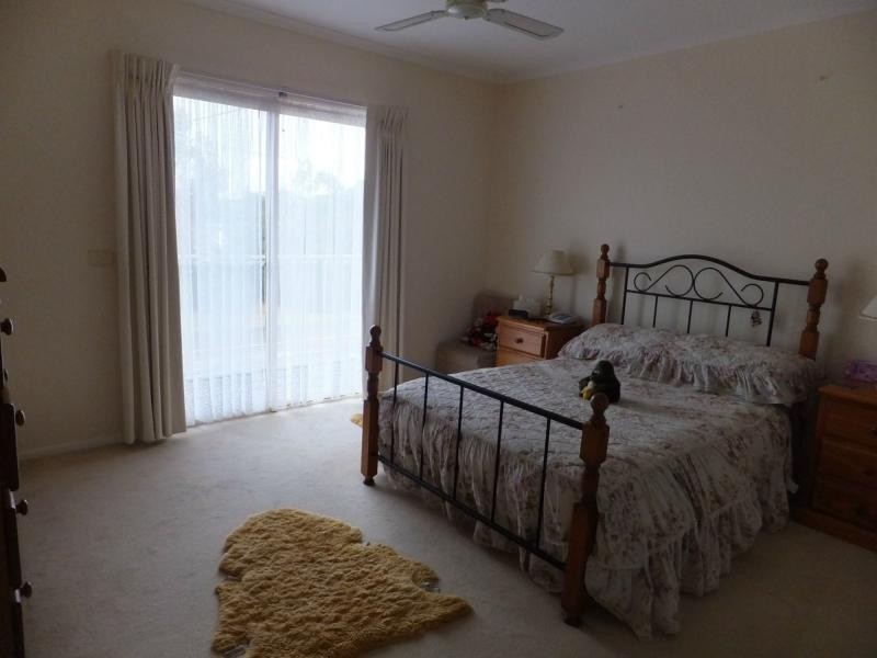 5 Skidale Close, Lake Tyers Beach VIC 3909