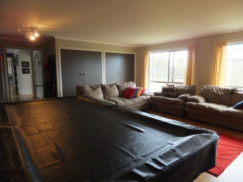 2 Lake Tide Avenue, Newlands Arm VIC 3875