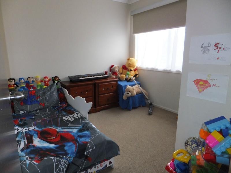 2 Lake Tide Avenue, Newlands Arm VIC 3875